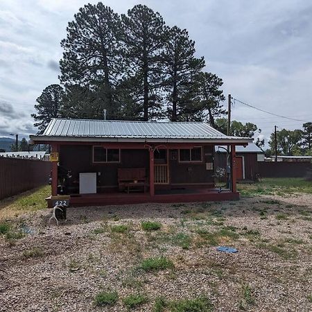 Outlaw Cache Villa Chama Exterior photo